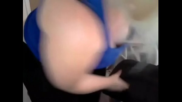 New camgirl CurvyBae spanking