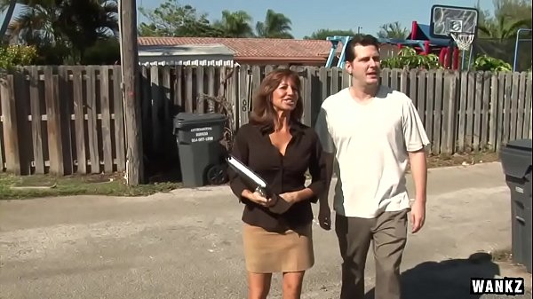 Tara Holiday is the Sexiest Realtor